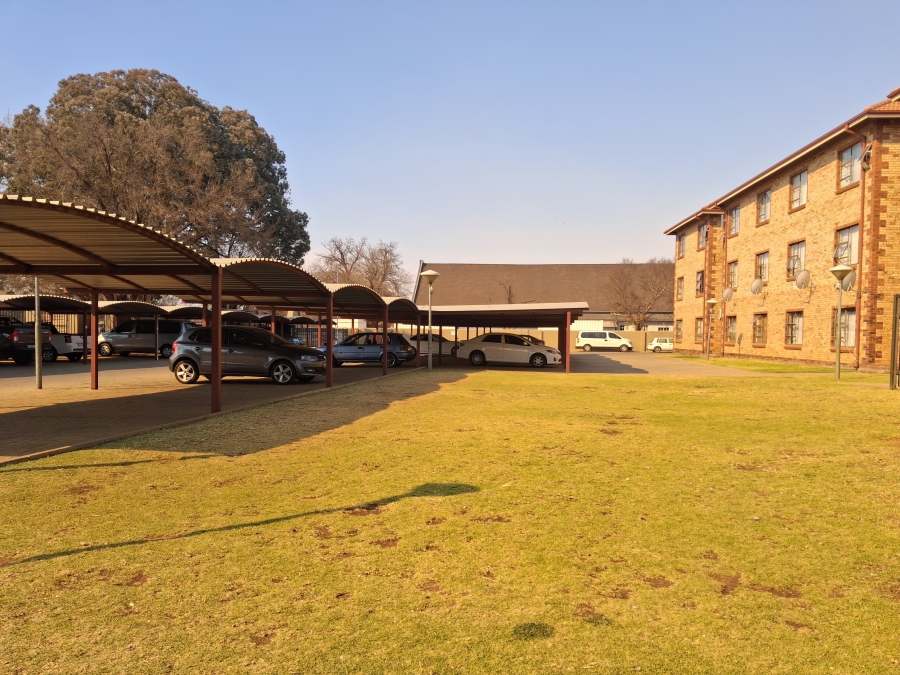 2 Bedroom Property for Sale in Potchefstroom North West